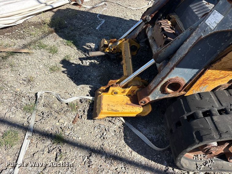 image for item ES8457 2012 John Deere 323D tracked skid steer loader