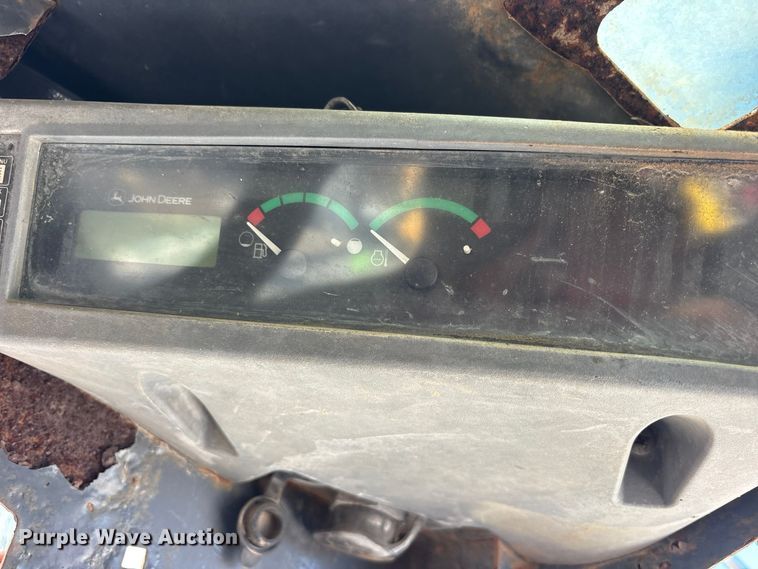 image for item ES8457 2012 John Deere 323D tracked skid steer loader