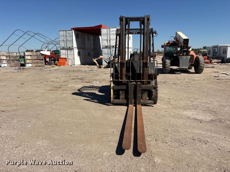 image for item ES8459 2012 Yale GDP080LJNPBV097 forklift