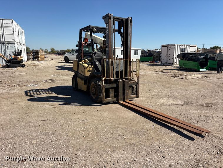 image for item ES8459 2012 Yale GDP080LJNPBV097 forklift