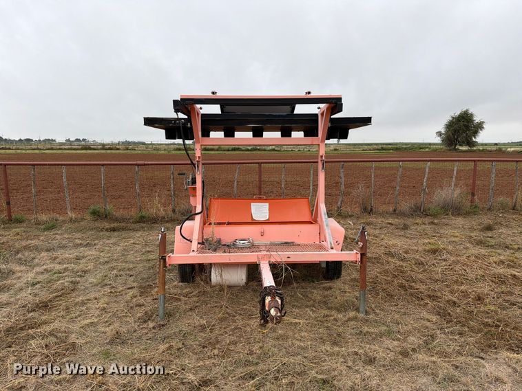 image for item EU5914 International Traffic Control Products ITCP15 arrow board trailer