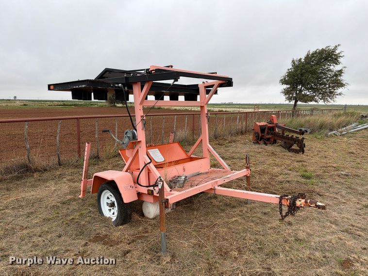 image for item EU5914 International Traffic Control Products ITCP15 arrow board trailer