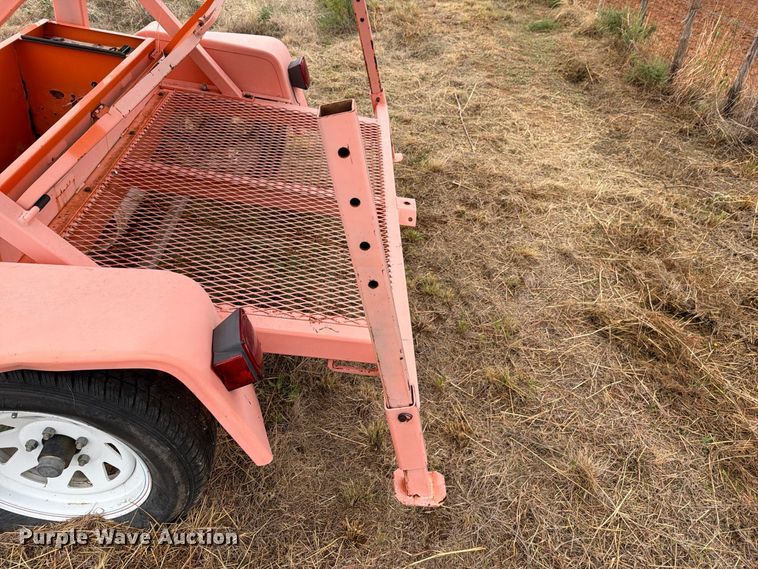 image for item EU5914 International Traffic Control Products ITCP15 arrow board trailer