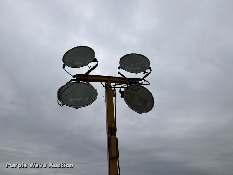 image for item EV7024 Allmand Night-Lite Pro light plant