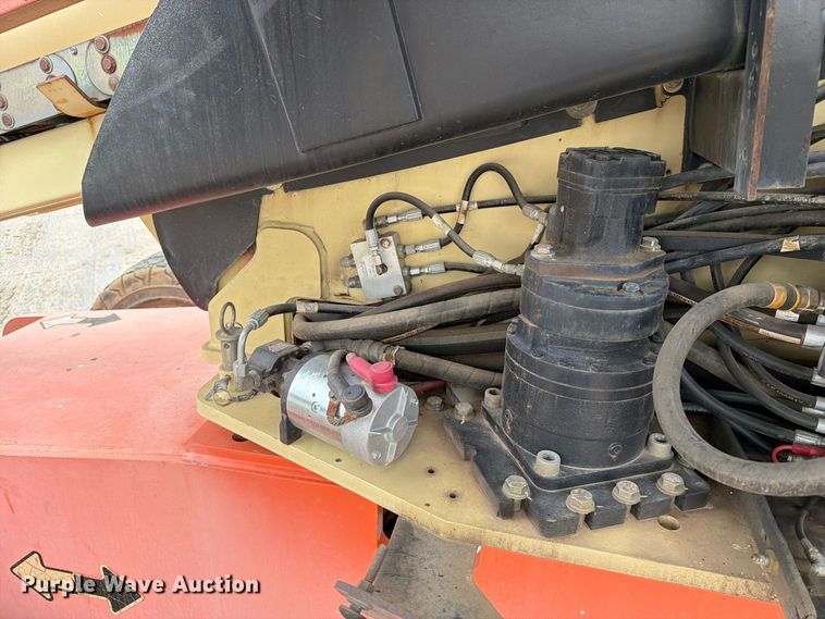 image for item EV7025 2006 JLG 600S boom lift