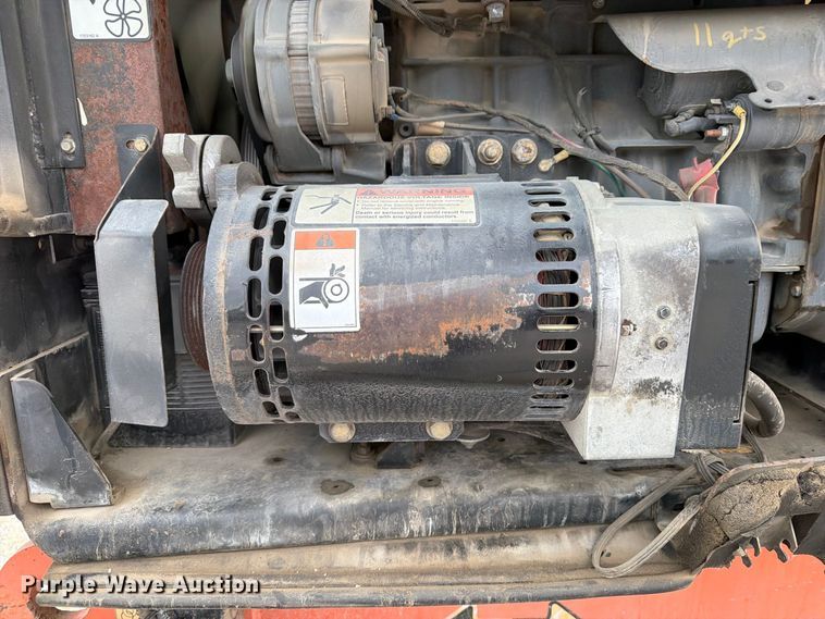image for item EV7025 2006 JLG 600S boom lift
