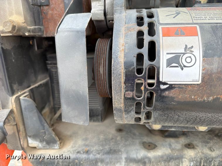 image for item EV7025 2006 JLG 600S boom lift