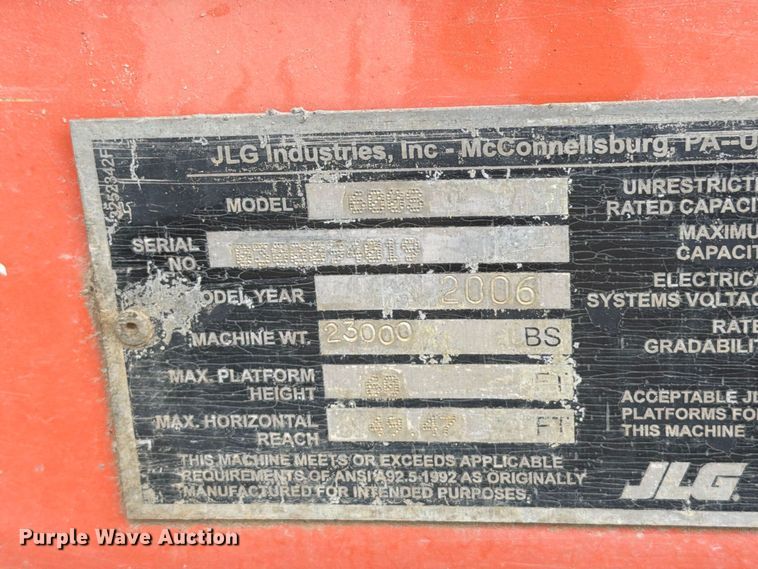 image for item EV7025 2006 JLG 600S boom lift