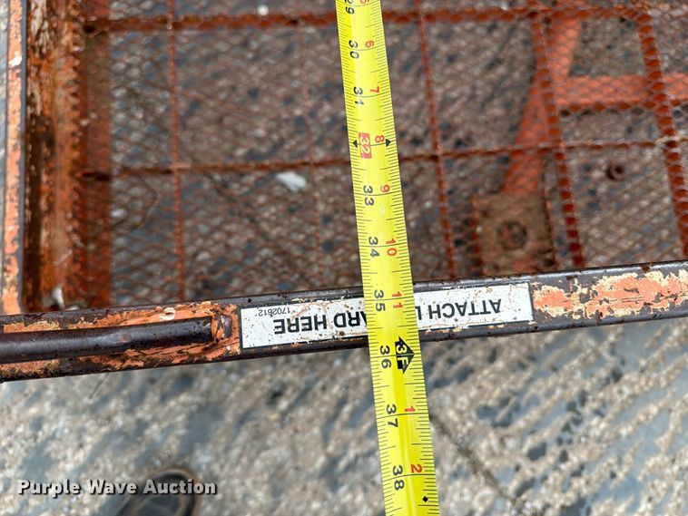 image for item EV7026 2000 JLG 660SJ boom lift