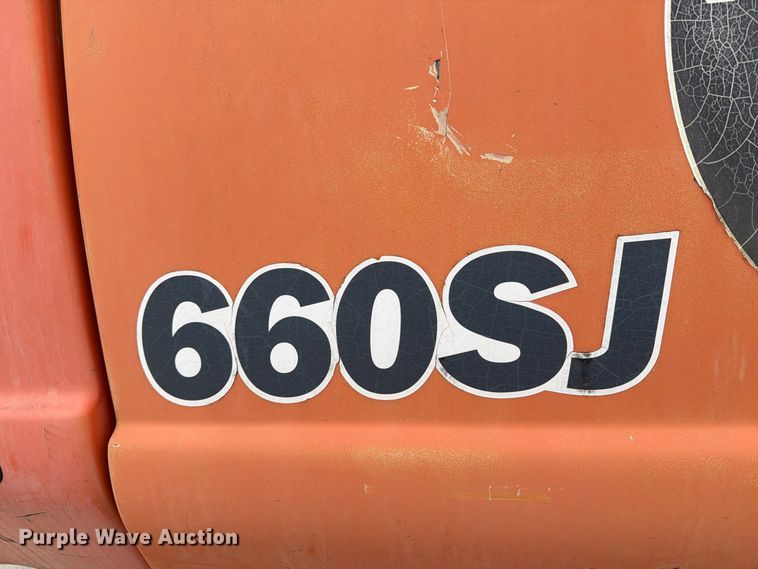 image for item EV7026 2000 JLG 660SJ boom lift