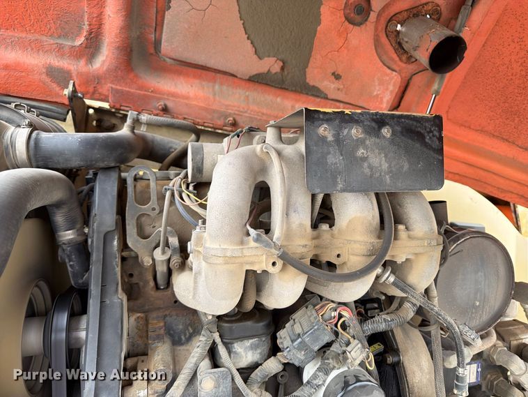 image for item EV7026 2000 JLG 660SJ boom lift