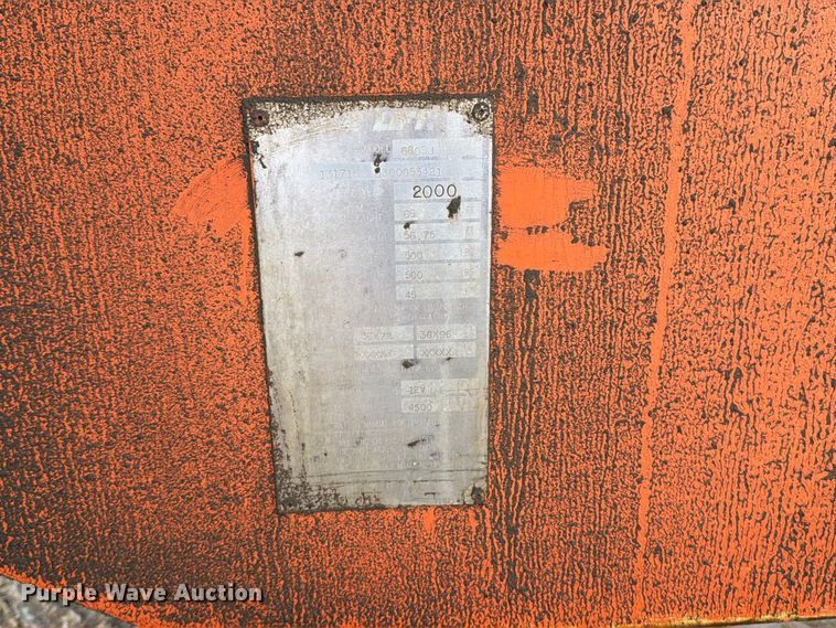 image for item EV7026 2000 JLG 660SJ boom lift