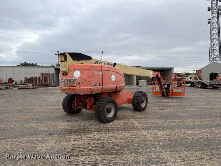 image for item EV7027 2005 JLG 660SJ boom lift
