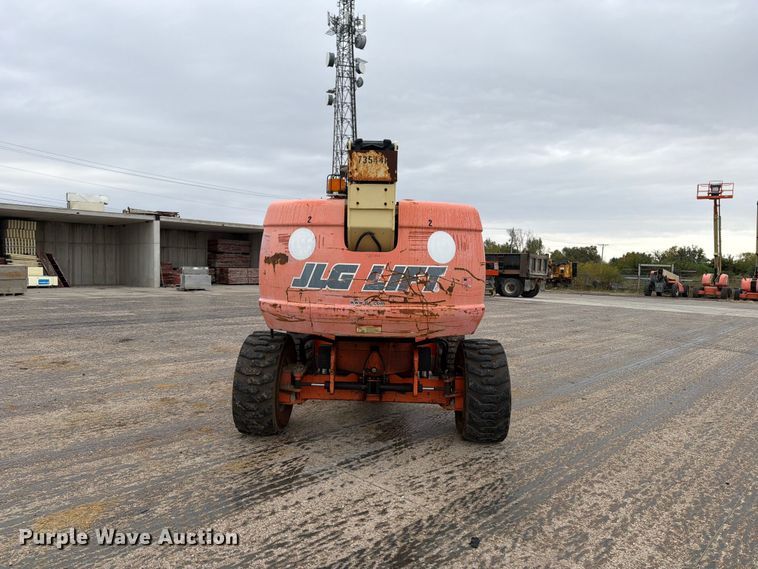 image for item EV7027 2005 JLG 660SJ boom lift