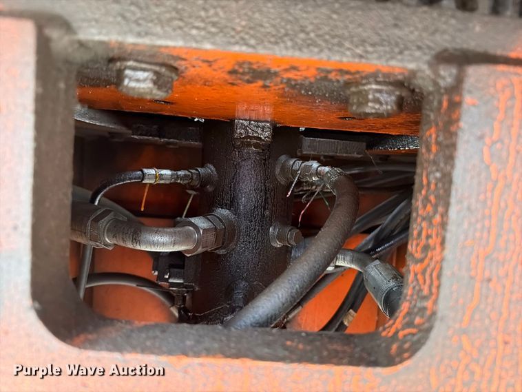 image for item EV7027 2005 JLG 660SJ boom lift