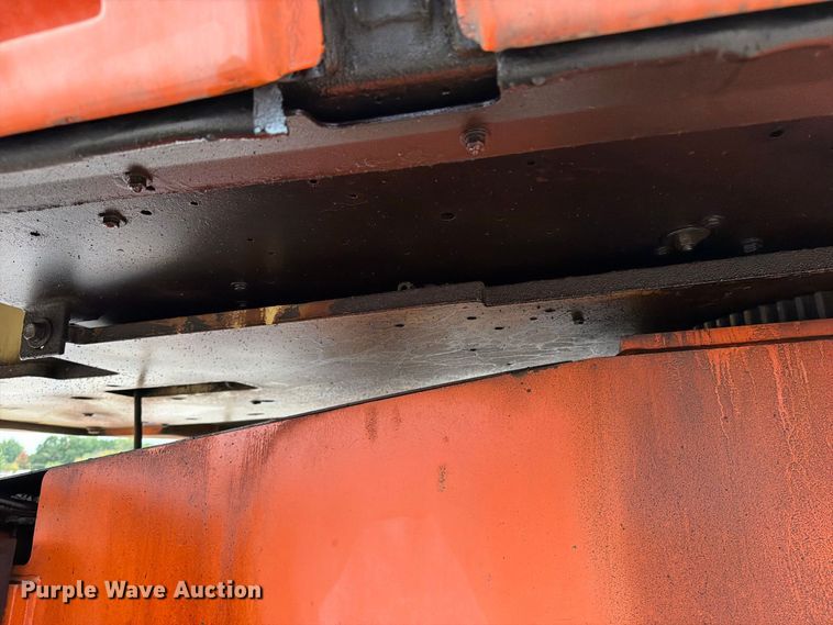 image for item EV7027 2005 JLG 660SJ boom lift