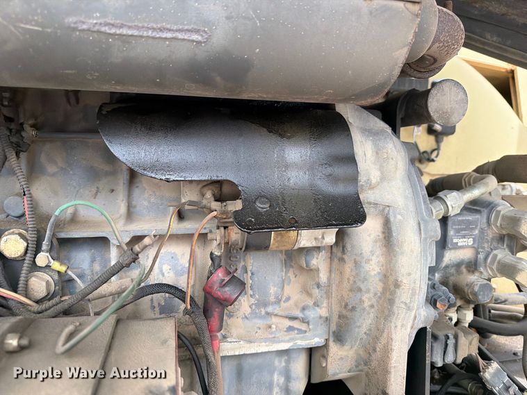 image for item EV7027 2005 JLG 660SJ boom lift