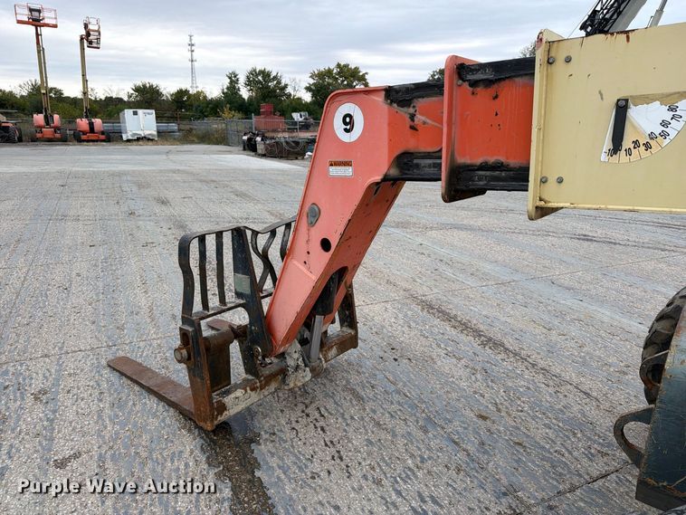 image for item EV7028 2006 JLG G9-43A telehandler