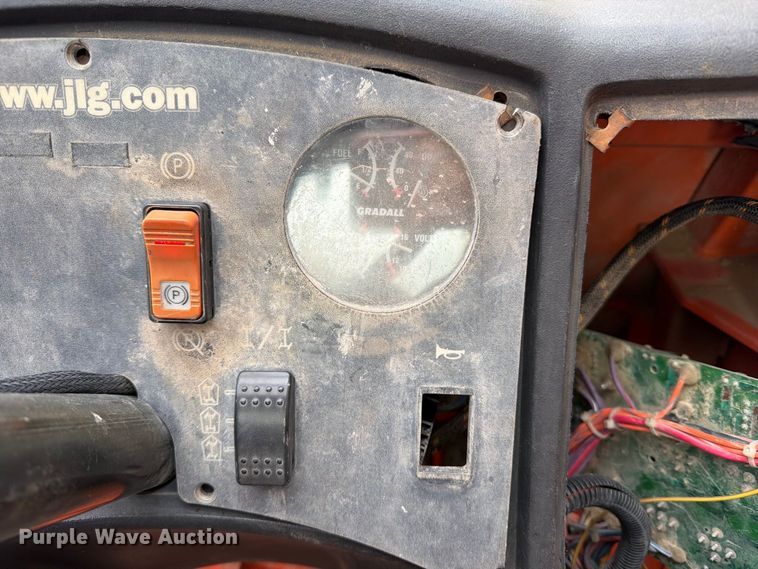 image for item EV7028 2006 JLG G9-43A telehandler