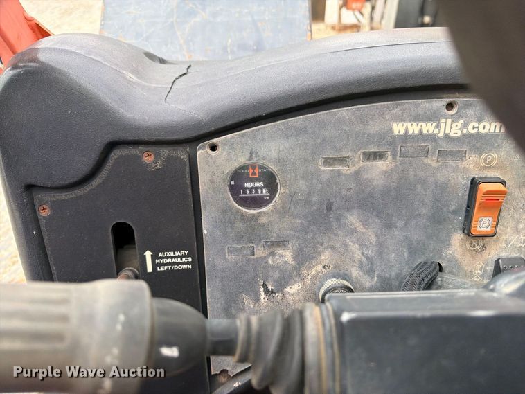 image for item EV7028 2006 JLG G9-43A telehandler