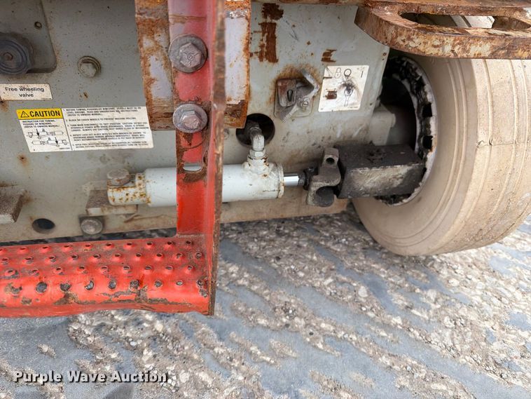 image for item EV7032 Skyjack SJ III 4832 scissor lift