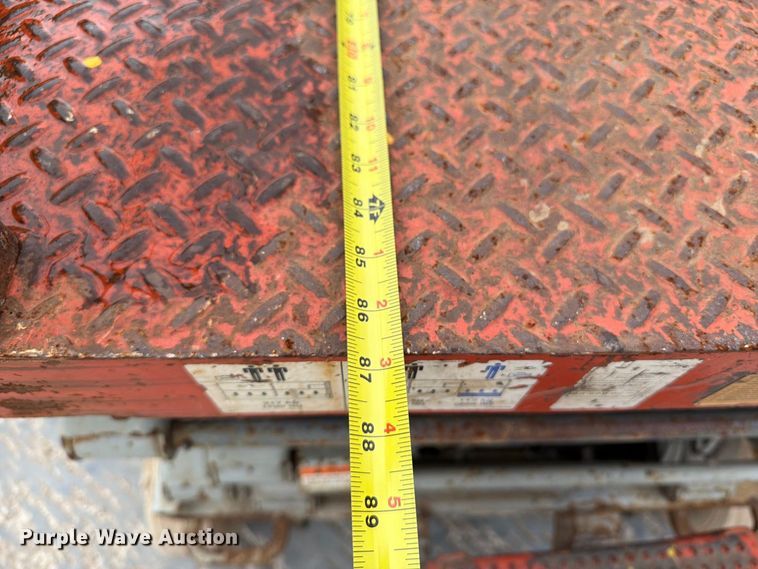 image for item EV7032 Skyjack SJ III 4832 scissor lift