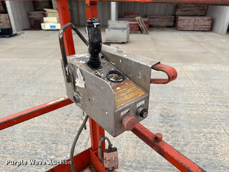 image for item EV7032 Skyjack SJ III 4832 scissor lift
