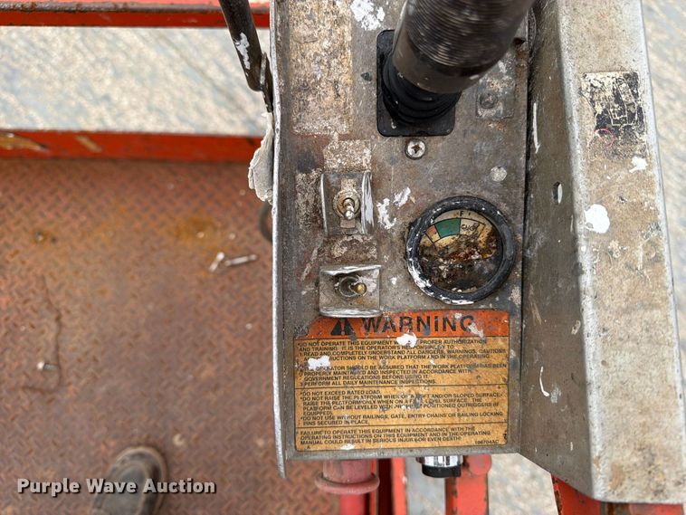 image for item EV7032 Skyjack SJ III 4832 scissor lift