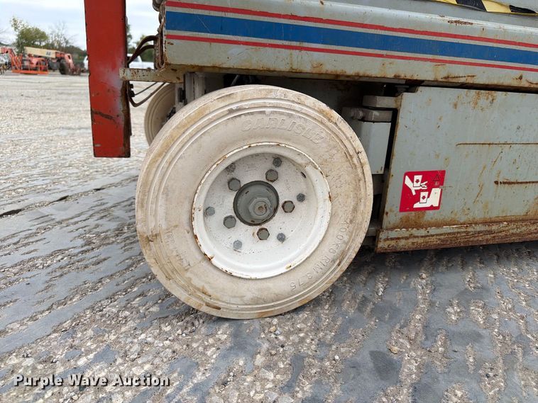 image for item EV7032 Skyjack SJ III 4832 scissor lift