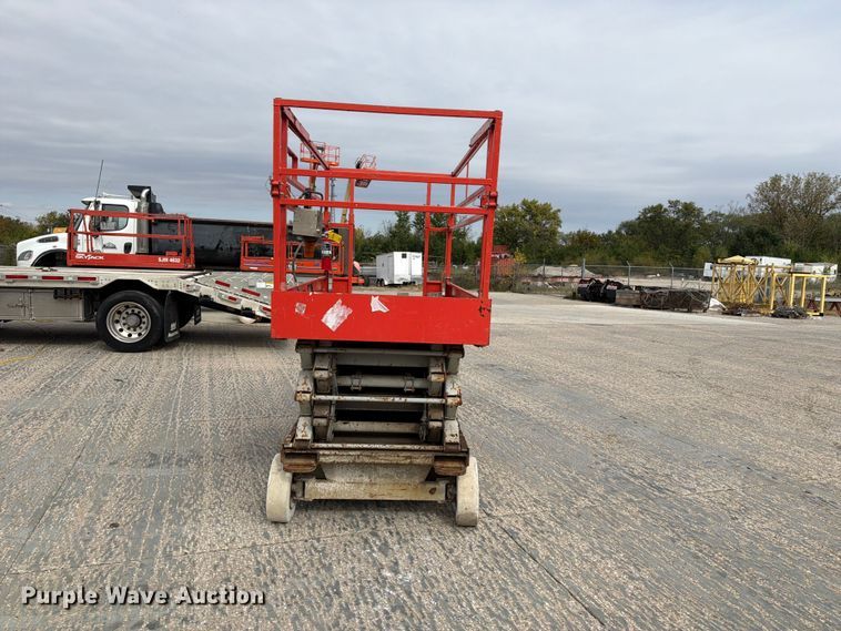 image for item EV7033 Skyjack SJ III 4832 scissor lift