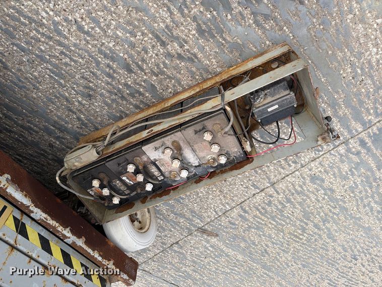 image for item EV7033 Skyjack SJ III 4832 scissor lift