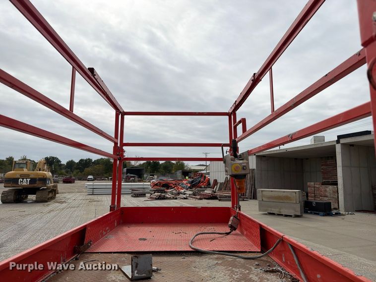 image for item EV7033 Skyjack SJ III 4832 scissor lift