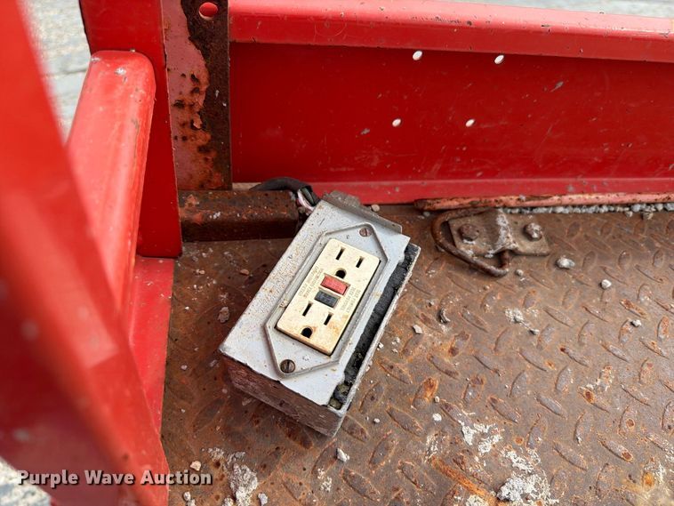 image for item EV7033 Skyjack SJ III 4832 scissor lift