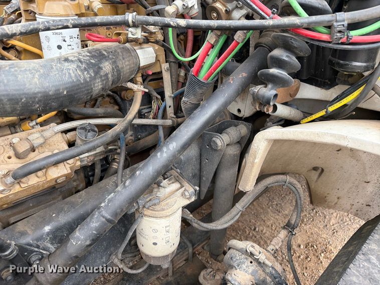 image for item EW0998 2001 Freightliner FL70 bucket truck