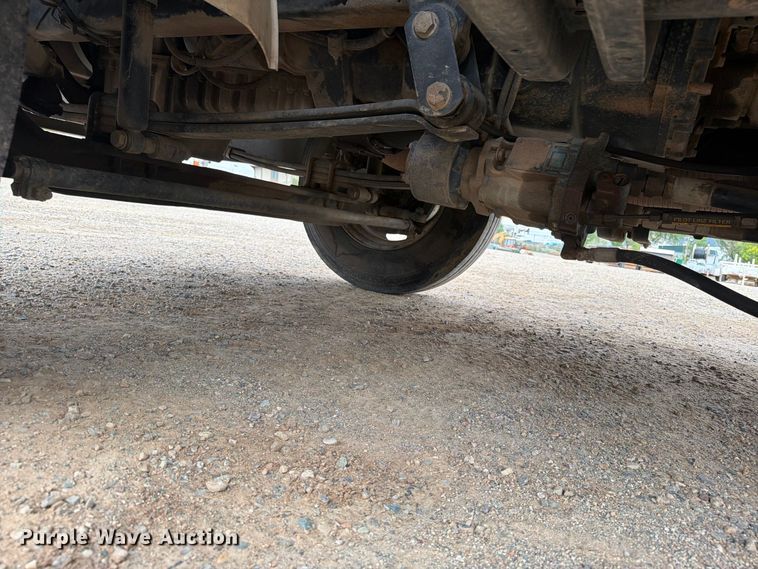 image for item EW0998 2001 Freightliner FL70 bucket truck