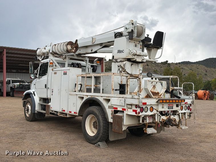 image for item EW0999 2003 Freightliner FL112 digger derrick truck