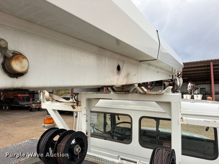 image for item EW0999 2003 Freightliner FL112 digger derrick truck