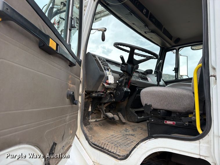 image for item EW0999 2003 Freightliner FL112 digger derrick truck