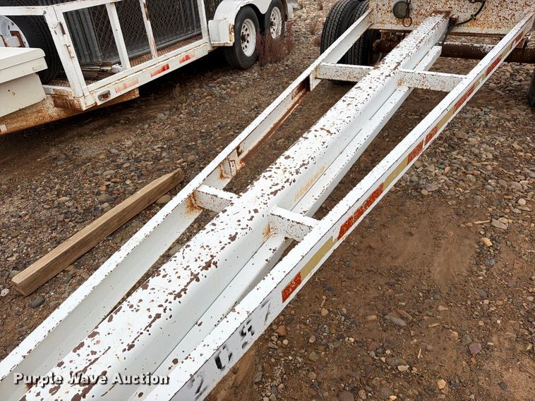image for item EW1000 1992 Clifton Metal Products pole trailer
