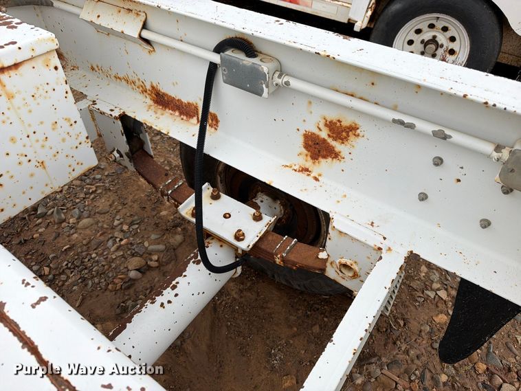 image for item EW1000 1992 Clifton Metal Products pole trailer