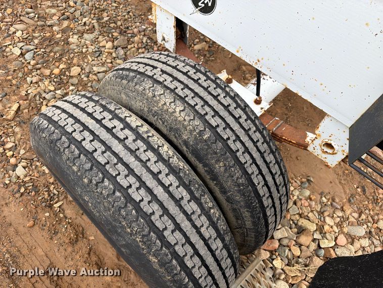 image for item EW1000 1992 Clifton Metal Products pole trailer