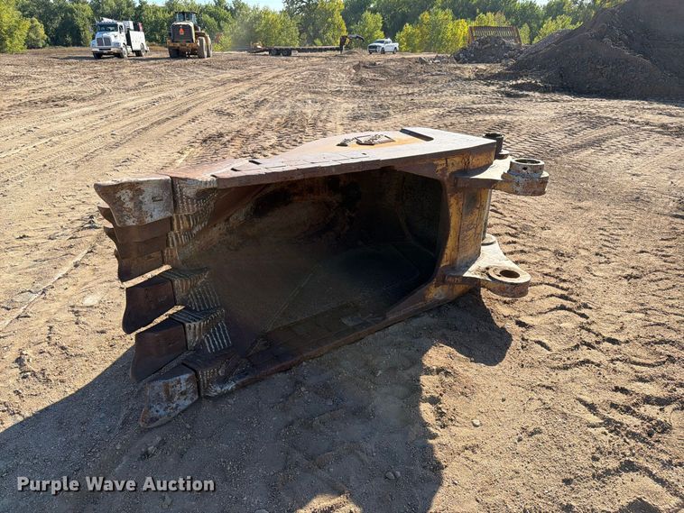 image for item EW1155 (2) excavator buckets