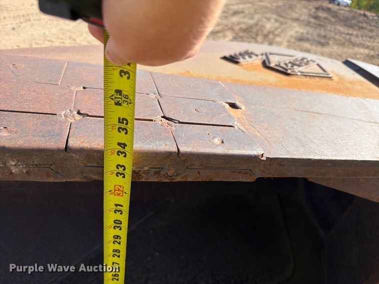 image for item EW1155 (2) excavator buckets