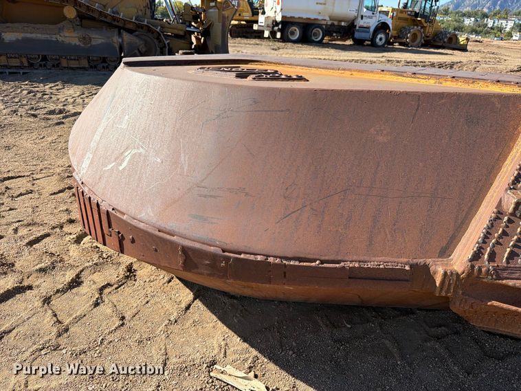 image for item EW1155 (2) excavator buckets