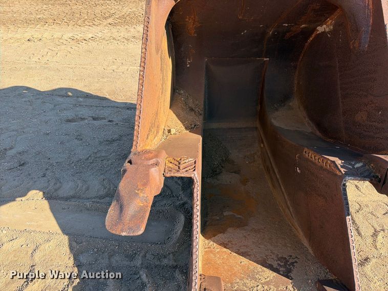 image for item EW1155 (2) excavator buckets
