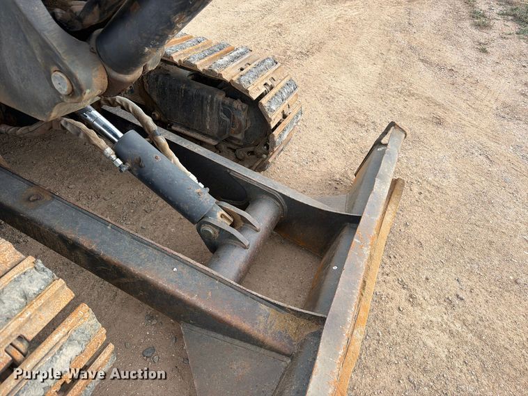 image for item EW1182 2012 Bobcat E32 mini excavator