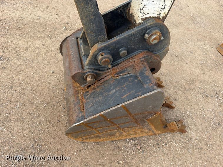 image for item EW1182 2012 Bobcat E32 mini excavator