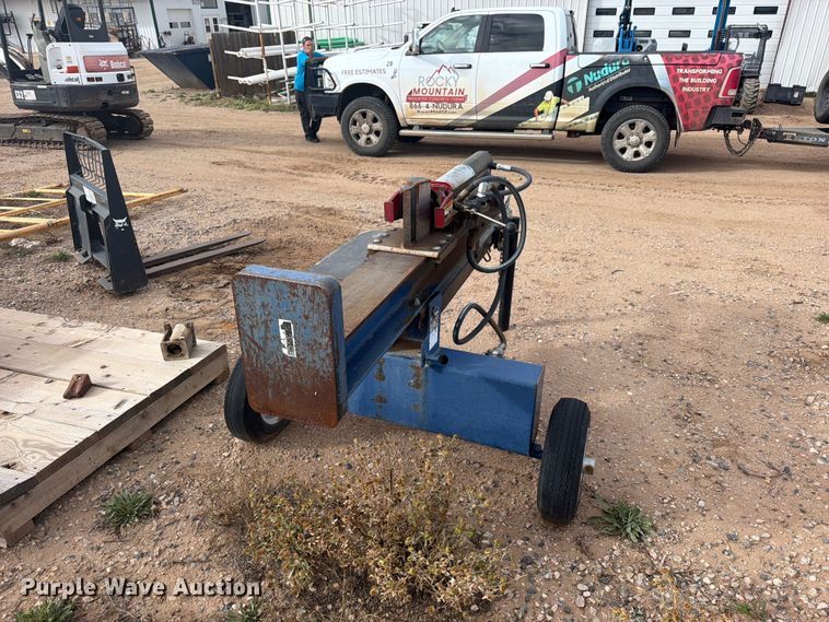 image for item EW1183 Iron & Oak wood splitter