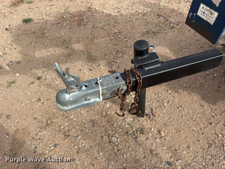 image for item EW1183 Iron & Oak wood splitter
