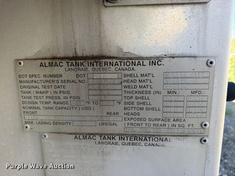 image for item EW1186 2015 Freightliner 114SD fuel truck